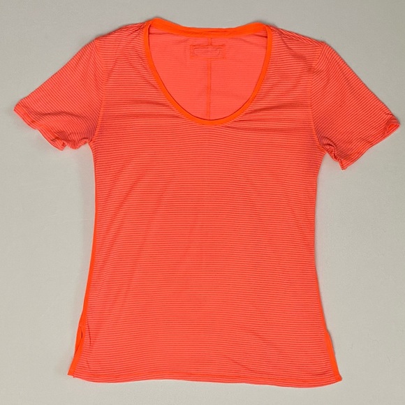 Lululemon Tee size 8 - Picture 1 of 4
